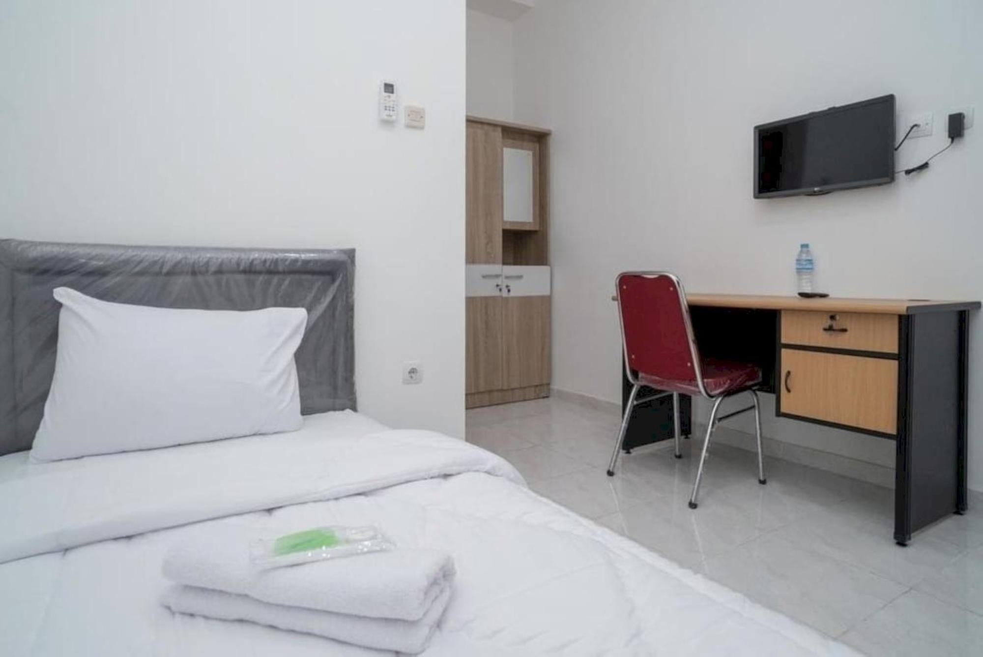 מלון בוגור Oyo 94143 Mahagoni House Syariah מראה חיצוני תמונה