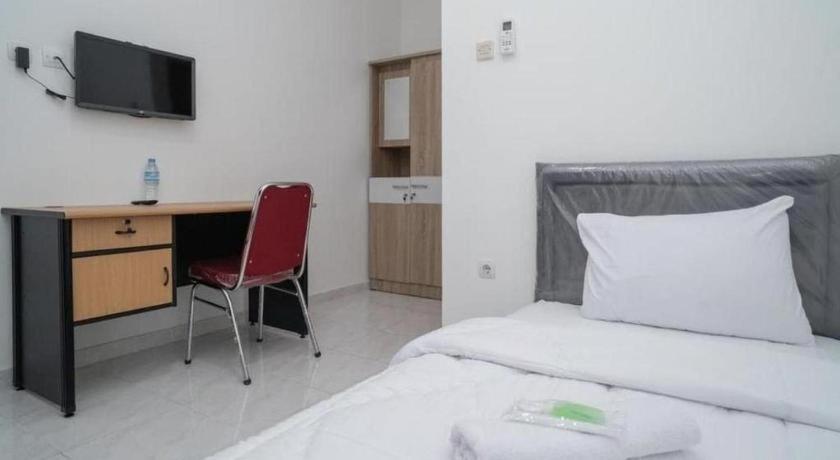 מלון בוגור Oyo 94143 Mahagoni House Syariah מראה חיצוני תמונה
