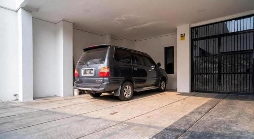 מלון בוגור Oyo 94143 Mahagoni House Syariah מראה חיצוני תמונה